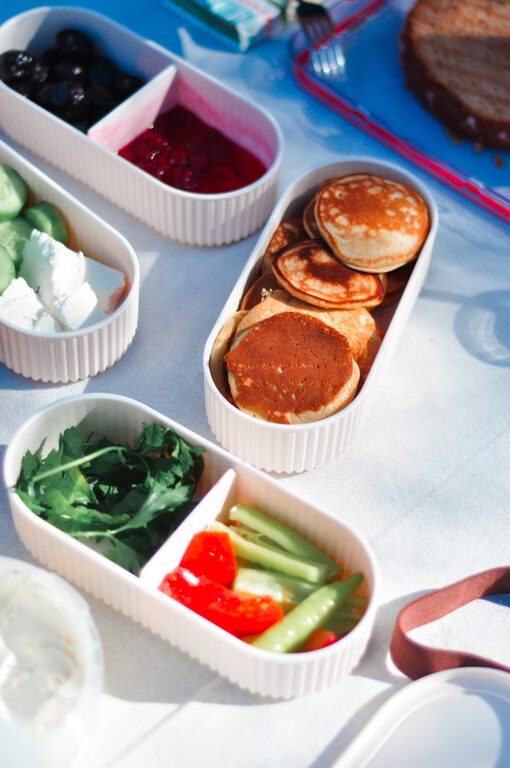 How to Plan a Simple Picnic at a Local Park